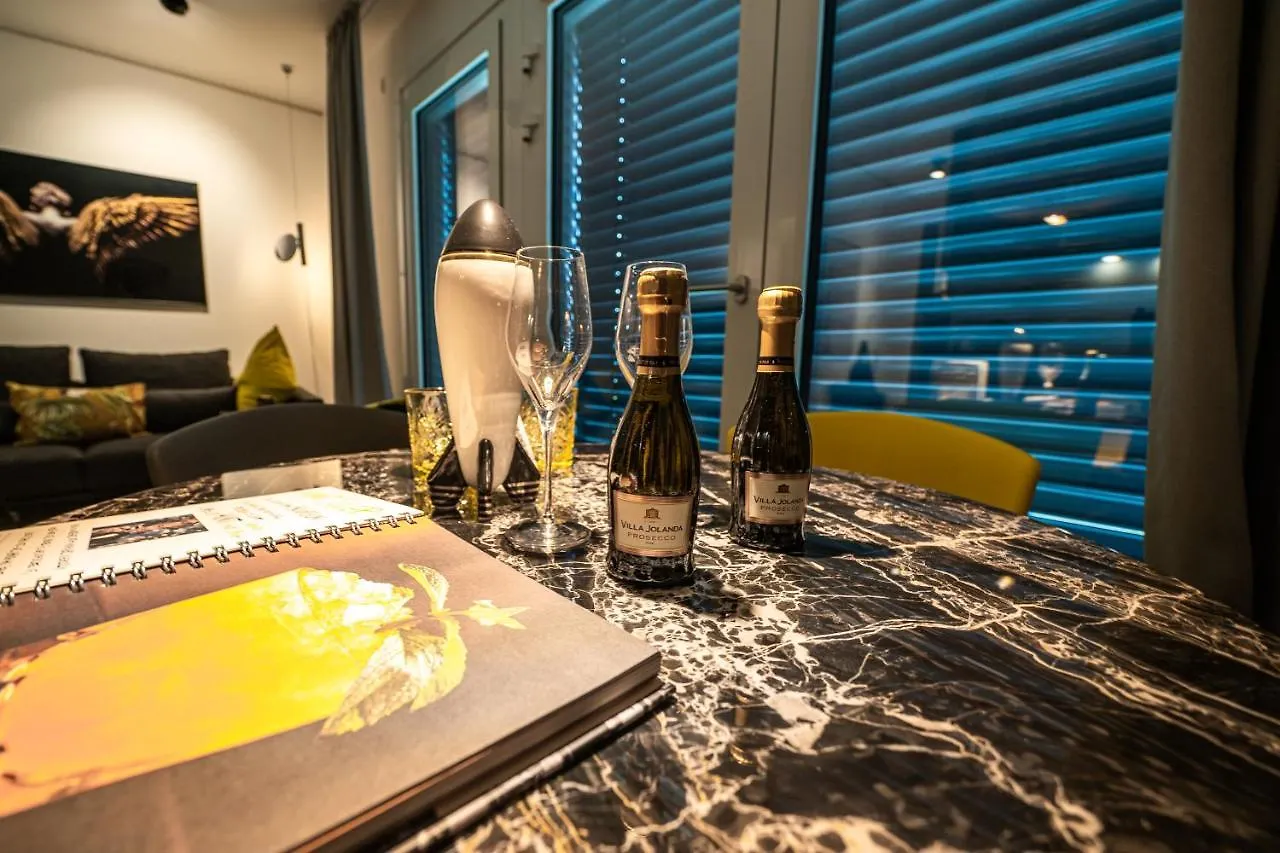 Luxury Apartments Duesseldorf Lägenhetshotell